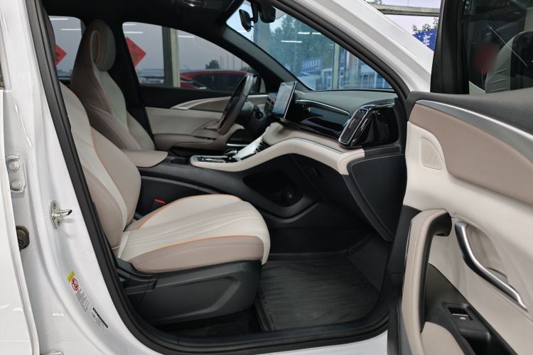 Used BYD Song Pro New Energy 2024 HONOR Edition DM-i 71KM Navigation Model Interior 5