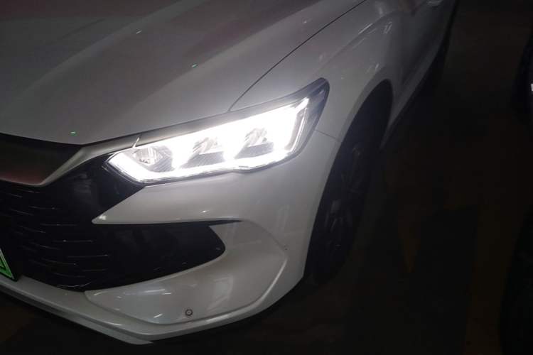 Used BYD Song Pro New Energy 2024 HONOR Edition DM-i 110KM Beyond Model Left Front Headlight