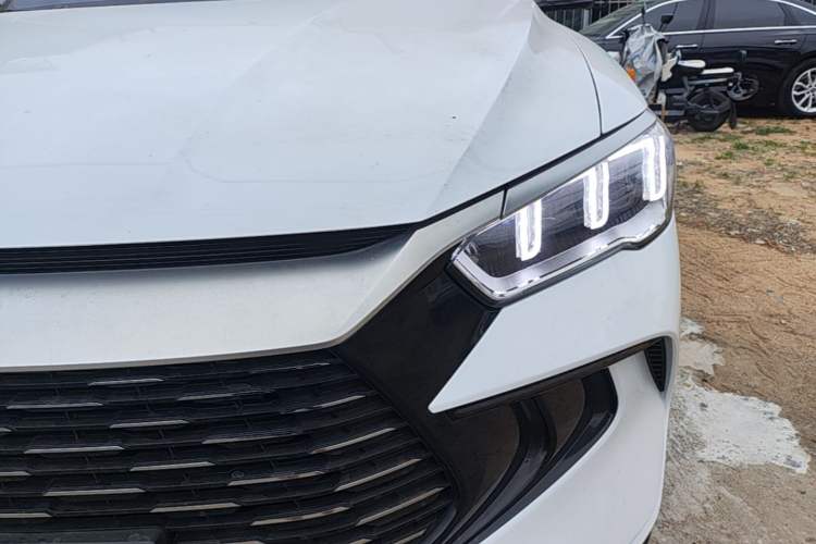 Used BYD Song Pro New Energy 2024 HONOR Edition DM-i 71KM Navigation Model Left Front Headlight
