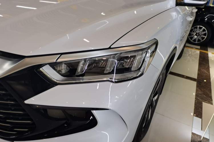Used BYD Song Pro New Energy 2024 HONOR Edition DM-i 71KM Navigation Model Left Front Headlight