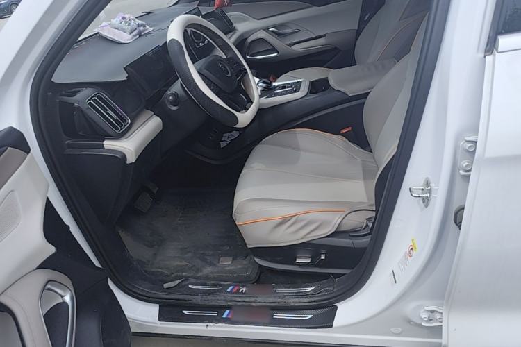 Used BYD Song Pro New Energy 2024 HONOR Edition DM-i 71KM Navigation Model Left Front Seat