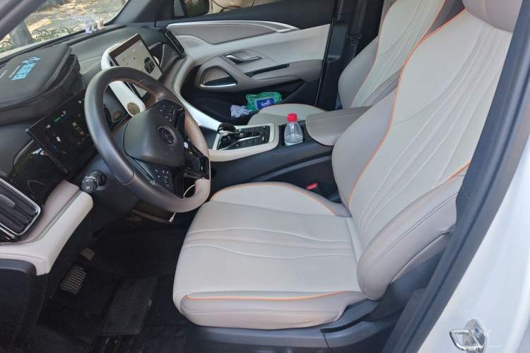 Used BYD Song Pro New Energy 2024 HONOR Edition DM-i 71KM Leading Model Left Front Seat