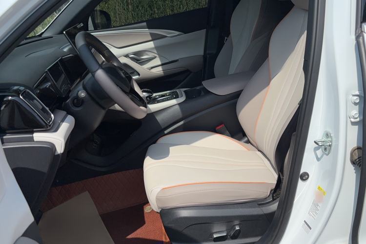 Used BYD Song Pro New Energy 2024 HONOR Edition DM-i 110KM Excellence Model Left Front Seat