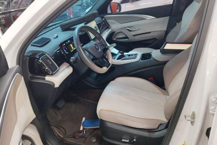 Used BYD Song Pro New Energy 2024 HONOR Edition DM-i 71KM Navigation Model Left Front Seat