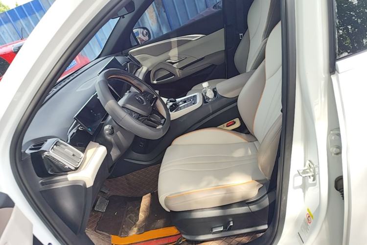Used BYD Song Pro New Energy 2024 HONOR Edition DM-i 110KM Beyond Model Left Front Seat