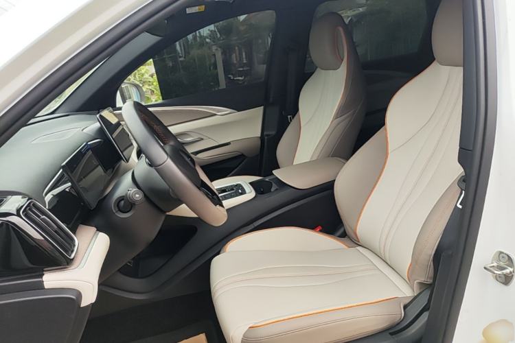 Used BYD Song Pro New Energy 2024 HONOR Edition DM-i 71KM Navigation Model Left Front Seat