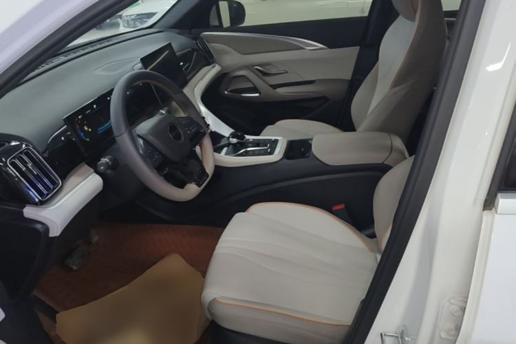 Used BYD Song Pro New Energy 2024 HONOR Edition DM-i 71KM Navigation Model Left Front Seat