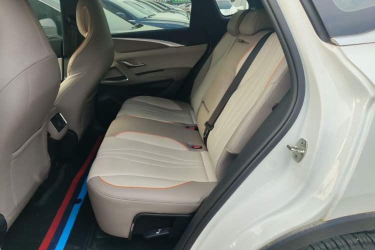 Used BYD Song Pro New Energy 2024 HONOR Edition DM-i 71KM Navigation Model Left Rear Seat