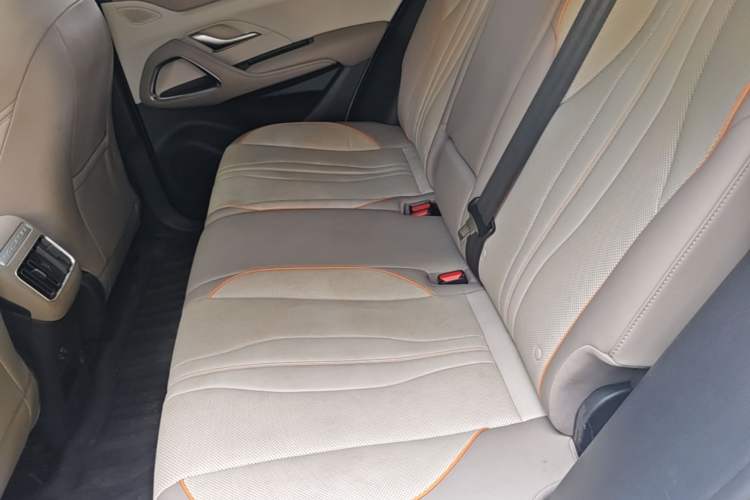 Used BYD Song Pro New Energy 2024 HONOR Edition DM-i 110KM Excellence Model Left Rear Seat