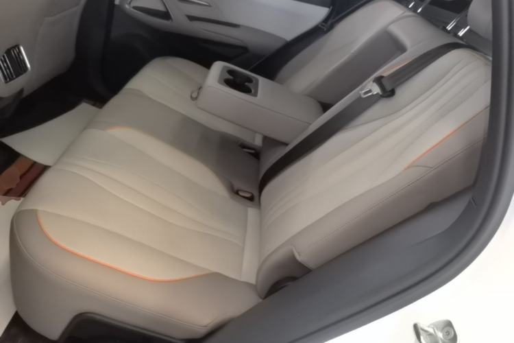 Used BYD Song Pro New Energy 2024 HONOR Edition DM-i 110KM Excellence Model Left Rear Seat