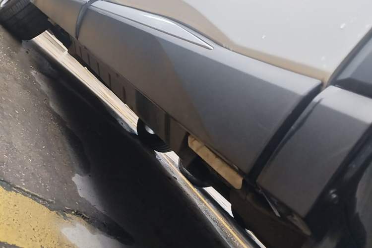Used BYD Song Pro New Energy 2024 HONOR Edition DM-i 110KM Excellence Model Left Side Sill