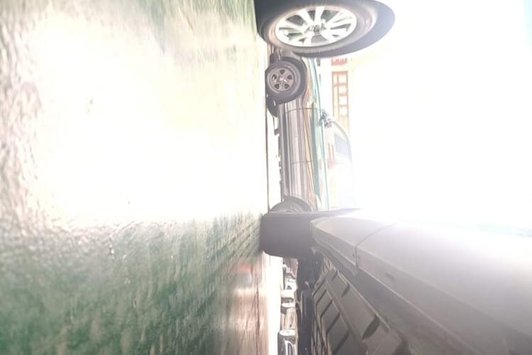 Used BYD Song Pro New Energy 2024 HONOR Edition DM-i 71KM Leading Model Left Side Sill