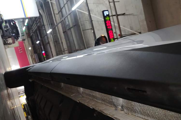 Used BYD Song Pro New Energy 2024 HONOR Edition DM-i 110KM Beyond Model Left Side Sill