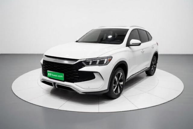 Ojetý BYD Song Pro New Energy 2024 HONOR Edition DM-i 71KM Navigation Model