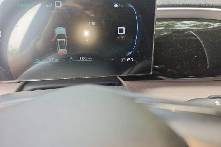 Used BYD Song Pro New Energy 2024 HONOR Edition DM-i 71KM Navigation Model Odometer Close Up