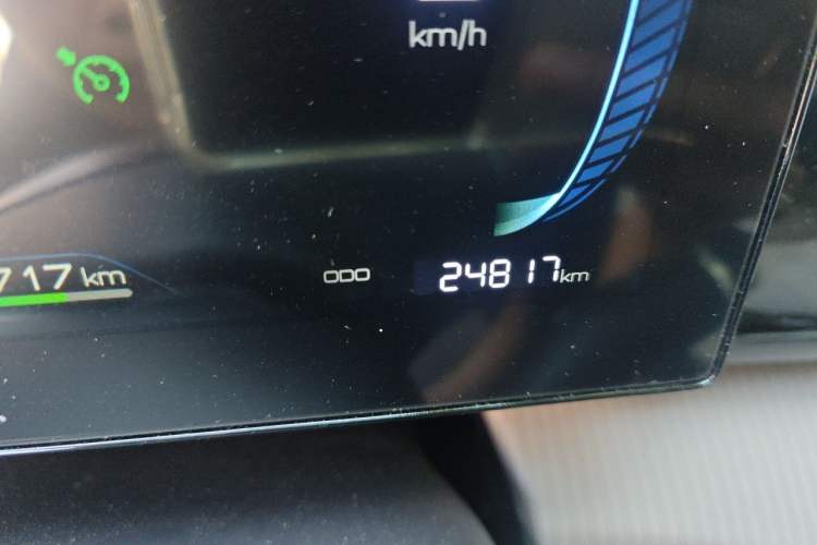 Used BYD Song Pro New Energy 2024 HONOR Edition DM-i 71KM Leading Model Odometer Close Up