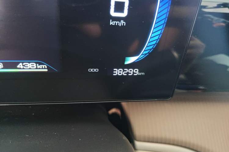 Used BYD Song Pro New Energy 2024 HONOR Edition DM-i 71KM Navigation Model Odometer Close Up