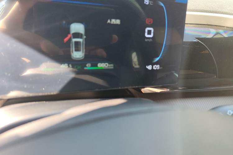 Used BYD Song Pro New Energy 2024 HONOR Edition DM-i 71KM Navigation Model Odometer Close Up