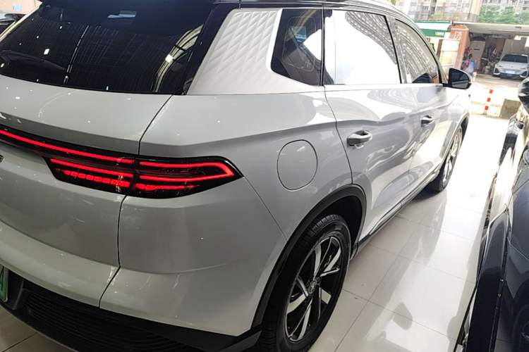 Used BYD Song Pro New Energy 2024 HONOR Edition DM-i 71KM Navigation Model Rear Right 45 Deg