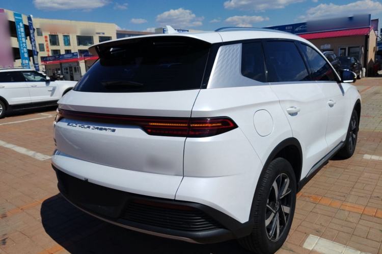 Used BYD Song Pro New Energy 2024 HONOR Edition DM-i 71KM Navigation Model Rear Right 45 Deg