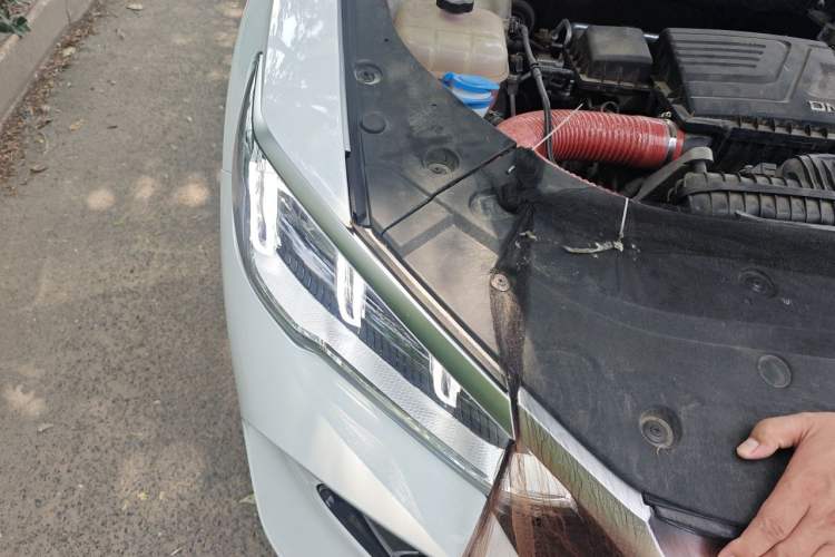 Used BYD Song Pro New Energy 2024 HONOR Edition DM-i 71KM Navigation Model Right Front Headlight