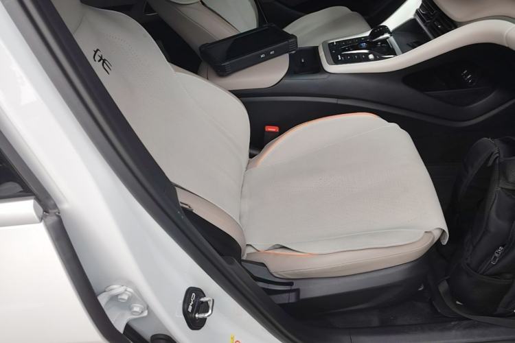 Used BYD Song Pro New Energy 2024 HONOR Edition DM-i 71KM Navigation Model Right Front Seat