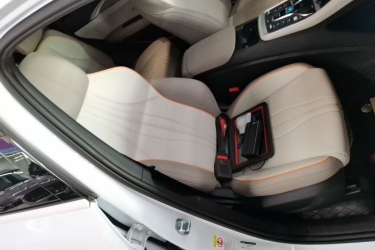 Used BYD Song Pro New Energy 2024 HONOR Edition DM-i 71KM Navigation Model Right Front Seat