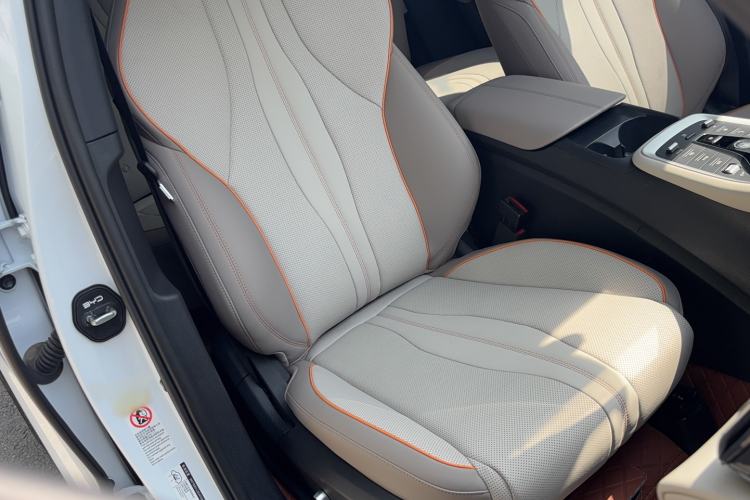Used BYD Song Pro New Energy 2024 HONOR Edition DM-i 110KM Excellence Model Right Front Seat