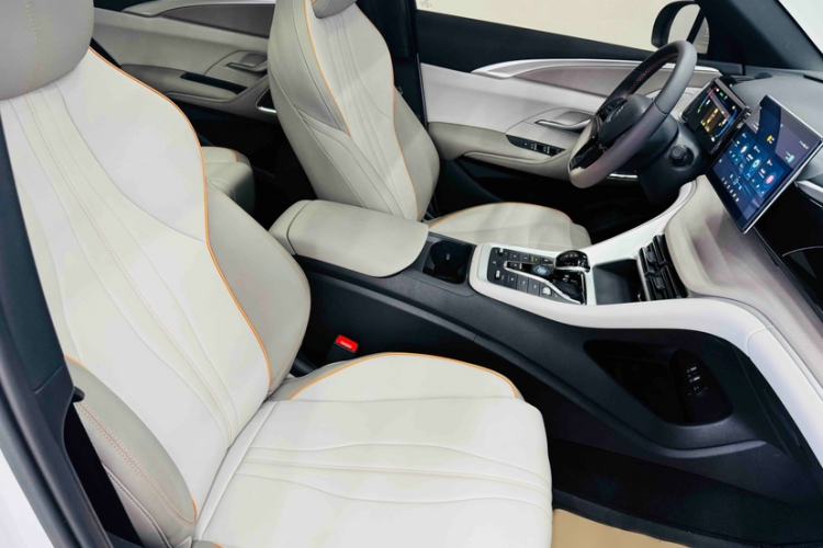 Used BYD Song Pro New Energy 2024 HONOR Edition DM-i 71KM Leading Model Right Front Seat