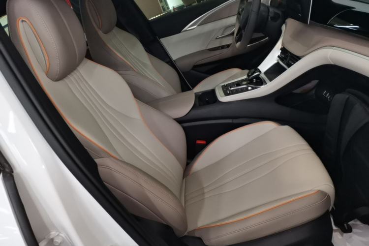 Used BYD Song Pro New Energy 2024 HONOR Edition DM-i 71KM Navigation Model Right Front Seat