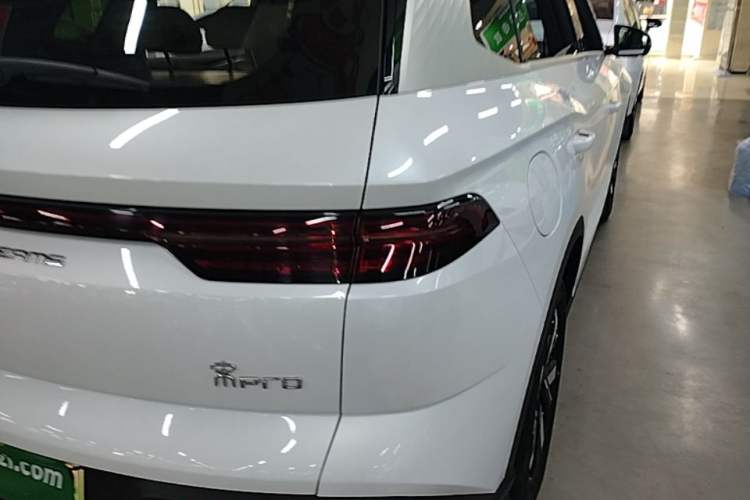 Used BYD Song Pro New Energy 2024 HONOR Edition DM-i 71KM Navigation Model Right Rear Taillight