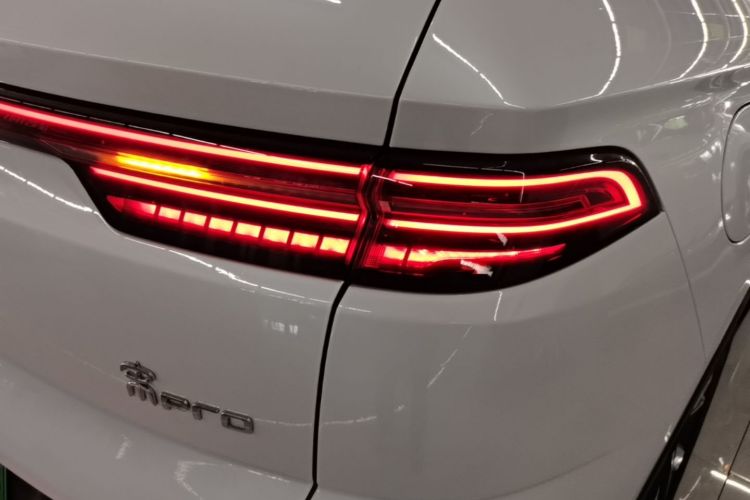 Used BYD Song Pro New Energy 2024 HONOR Edition DM-i 71KM Navigation Model Right Rear Taillight