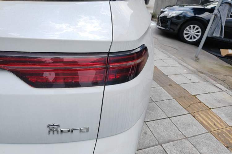 Used BYD Song Pro New Energy 2024 HONOR Edition DM-i 71KM Navigation Model Right Rear Taillight
