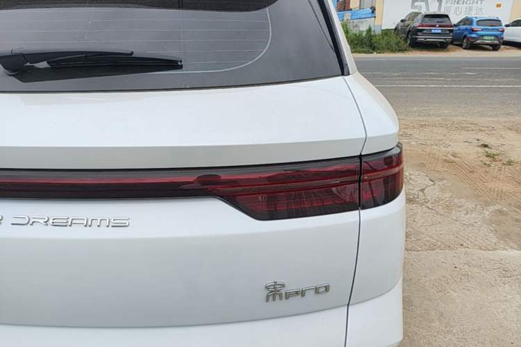 Used BYD Song Pro New Energy 2024 HONOR Edition DM-i 71KM Navigation Model Right Rear Taillight