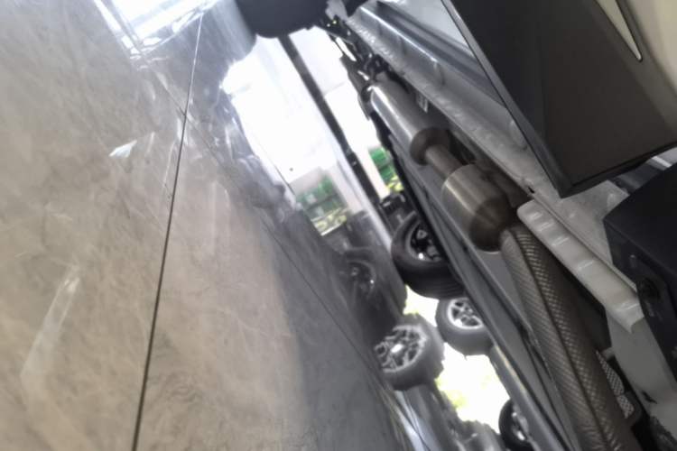Used BYD Song Pro New Energy 2024 HONOR Edition DM-i 71KM Beyond Model Right Side Sill
