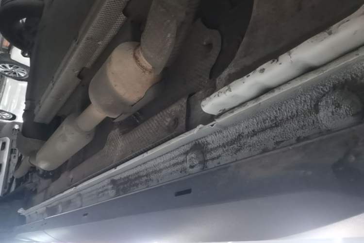 Used BYD Song Pro New Energy 2024 HONOR Edition DM-i 71KM Navigation Model Right Side Sill