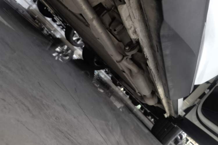 Used BYD Song Pro New Energy 2024 HONOR Edition DM-i 110KM Excellence Model Right Side Sill