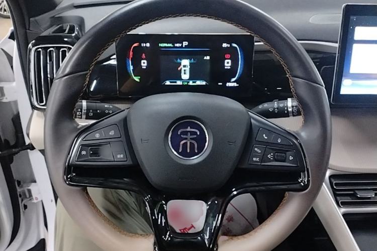 Used BYD Song Pro New Energy 2024 HONOR Edition DM-i 71KM Navigation Model Steering Wheel