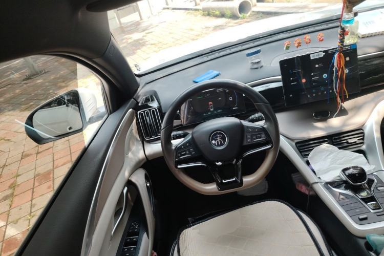 Used BYD Song Pro New Energy 2024 HONOR Edition DM-i 71KM Navigation Model Steering Wheel