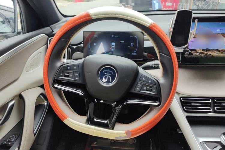Used BYD Song Pro New Energy 2024 HONOR Edition DM-i 71KM Navigation Model Steering Wheel