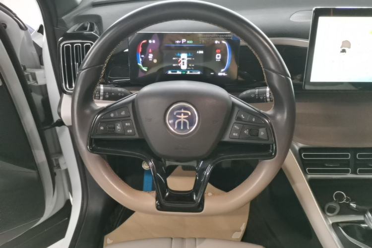 Used BYD Song Pro New Energy 2024 HONOR Edition DM-i 71KM Navigation Model Steering Wheel