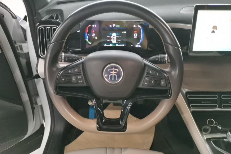 Used BYD Song Pro New Energy 2024 HONOR Edition DM-i 71KM Navigation Model Steering Wheel