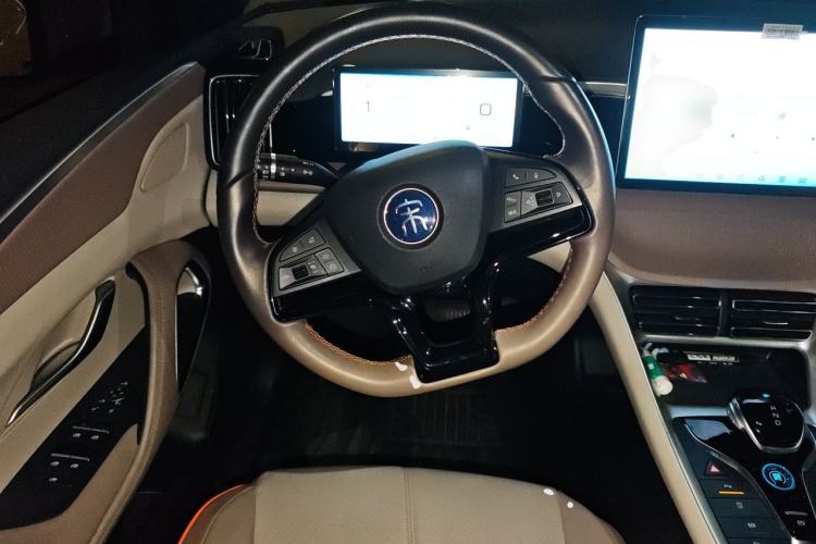 Used BYD Song Pro New Energy 2024 HONOR Edition DM-i 110KM Beyond Model Steering Wheel