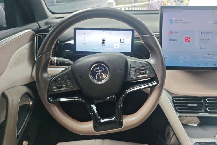 Used BYD Song Pro New Energy 2024 HONOR Edition DM-i 110KM Beyond Model Steering Wheel