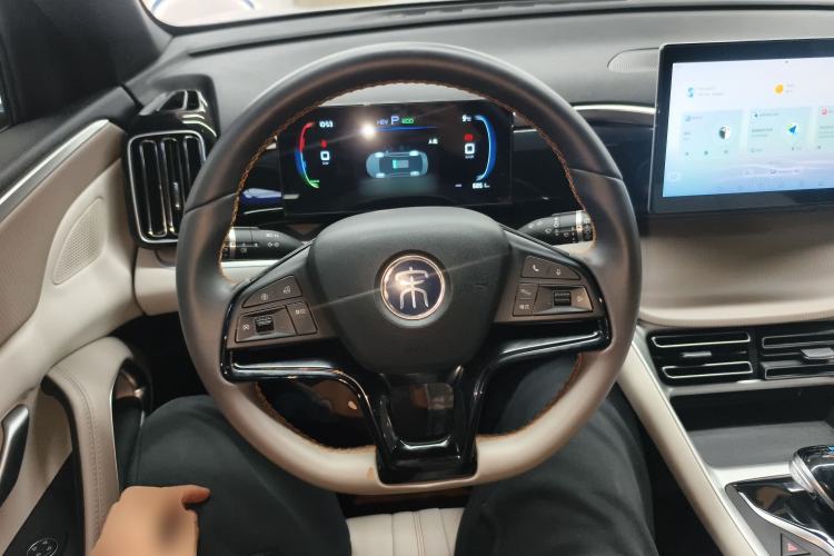 Used BYD Song Pro New Energy 2024 HONOR Edition DM-i 71KM Navigation Model Steering Wheel
