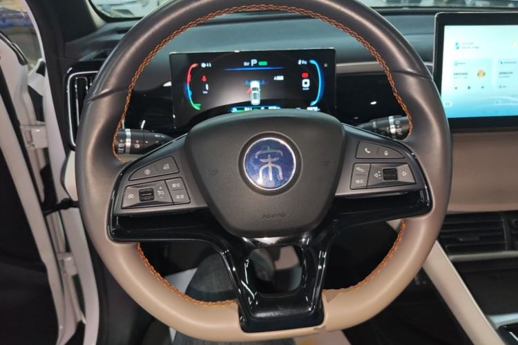 Used BYD Song Pro New Energy 2024 HONOR Edition DM-i 71KM Navigation Model Steering Wheel