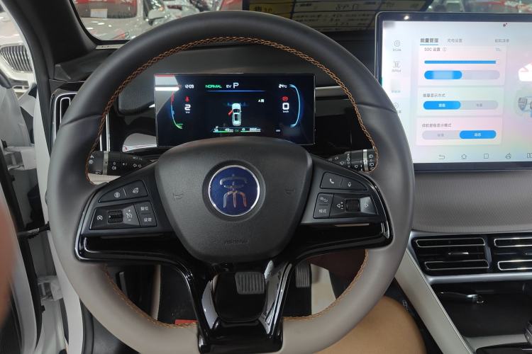 Used BYD Song Pro New Energy 2024 HONOR Edition DM-i 71KM Leading Model Steering Wheel