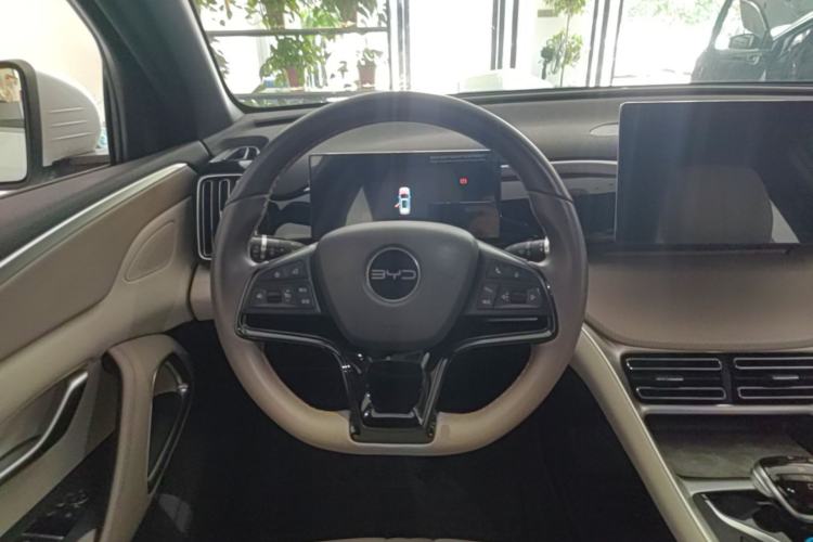 Used BYD Song Pro New Energy 2024 HONOR Edition DM-i 71KM Navigation Model Steering Wheel
