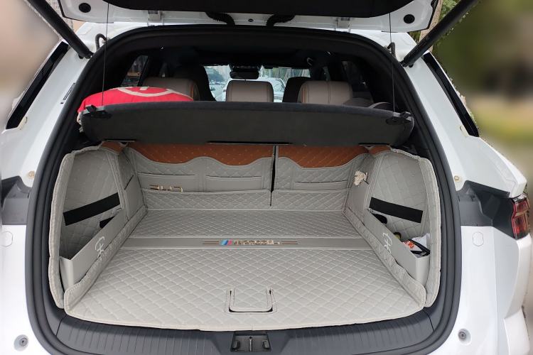 Used BYD Song Pro New Energy 2024 HONOR Edition DM-i 110KM Excellence Model Trunk