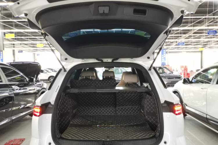 Used BYD Song Pro New Energy 2024 HONOR Edition DM-i 71KM Navigation Model Trunk